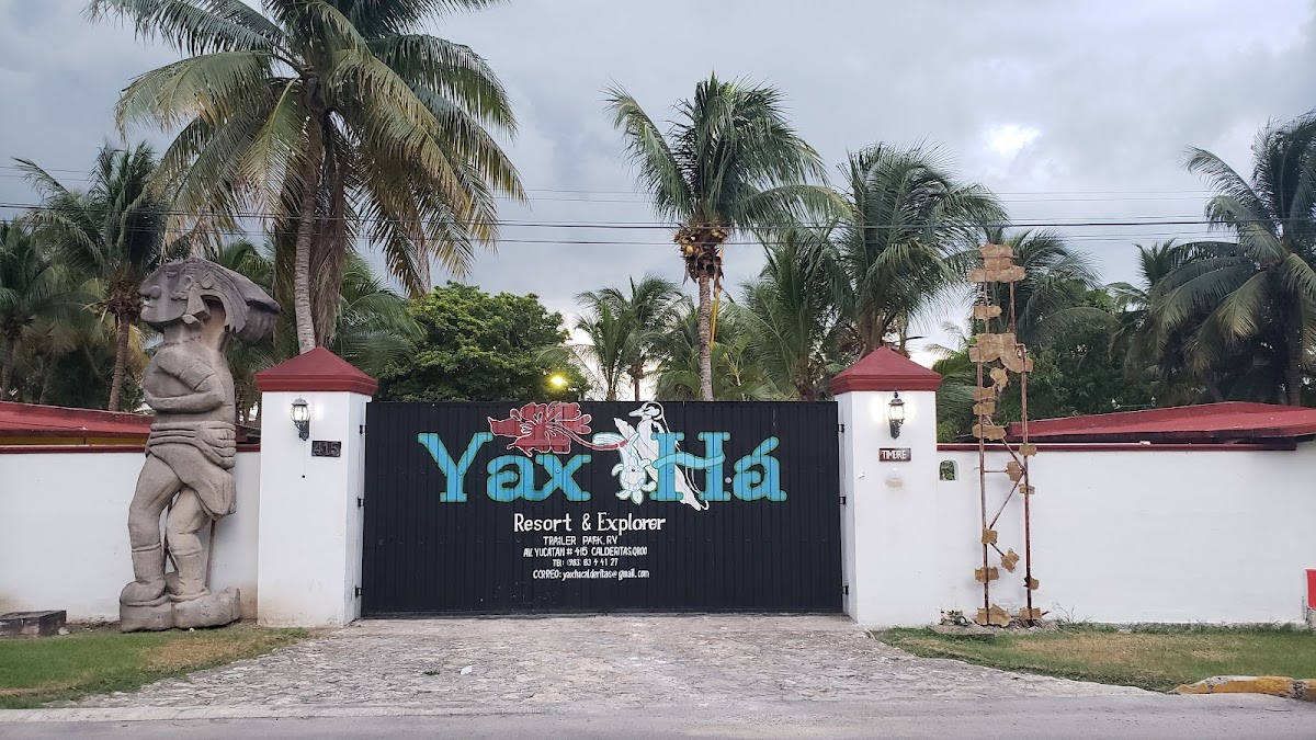 Yax-Ha Cabañas & Trailer Park